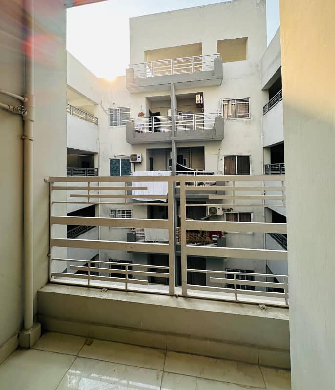 1 bed furnish apartment available for rent this rent is with out mantenase in diamond mall on 4th floor gulberg greens islamabad 8