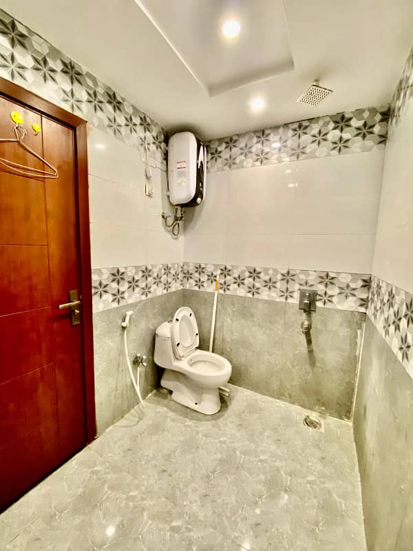 1 bed furnish apartment available for rent this rent is with out mantenase in diamond mall on 4th floor gulberg greens islamabad 10