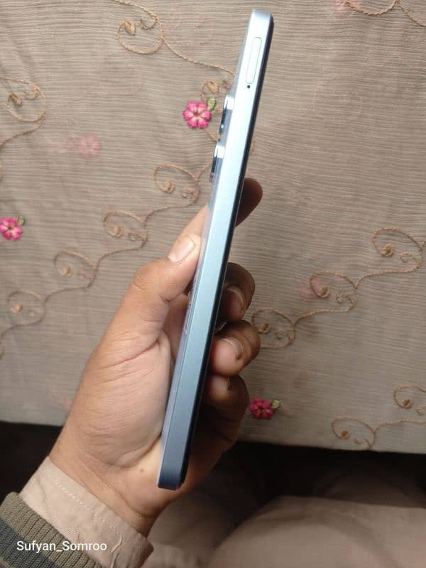 Realme Note 60 (4+4) 8/128 Urgent Sale 5