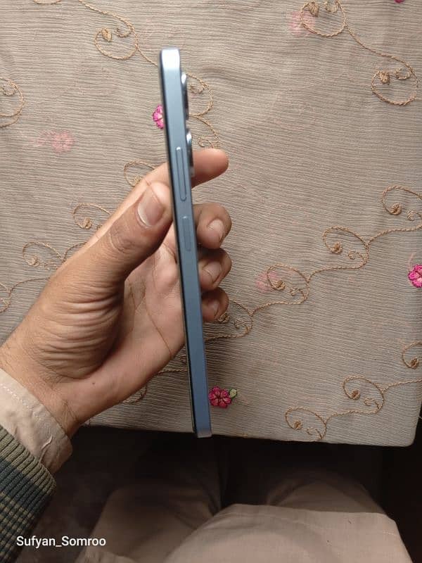 Realme Note 60 (4+4) 8/128 Urgent Sale 7