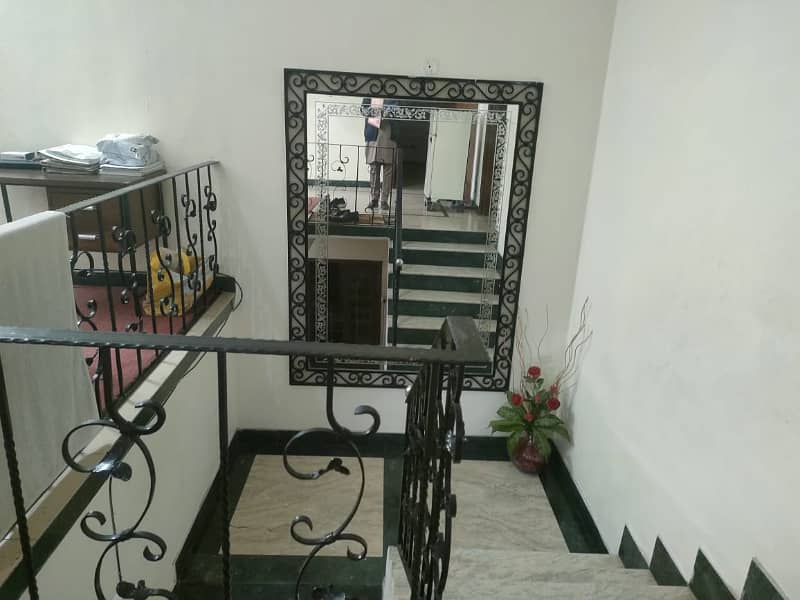 A Renovated House Of 14 Marla Available For Sale 10