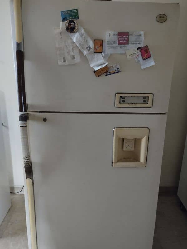 LG fridge good condition 2