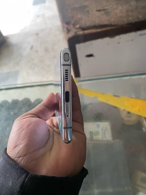 note 10 plus 3