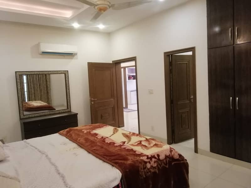 A BEAUTIFUL 8 MARLA HOUSE FOR RENT IN UMAR BLOCK SECTOR B BAHRIA TOWN LAHORE 28