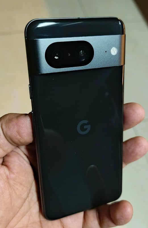 Google pixel 8 5