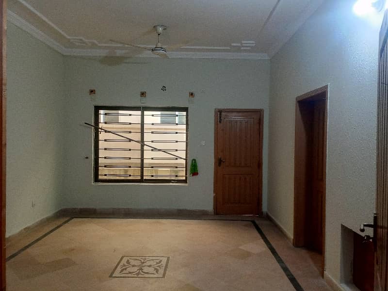 6 Marla Double Storey House for Rent 4