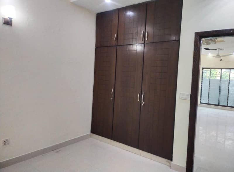 6 Marla Luxury Beautiful independent House Available For Rent in DHA Phase 3 XX Block Lahore Cantt 8