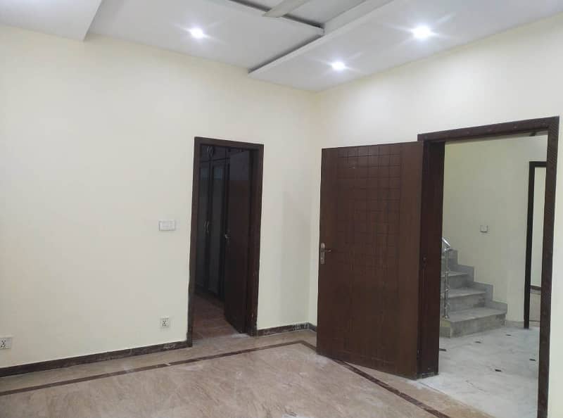 6 Marla Luxury Beautiful independent House Available For Rent in DHA Phase 3 XX Block Lahore Cantt 15