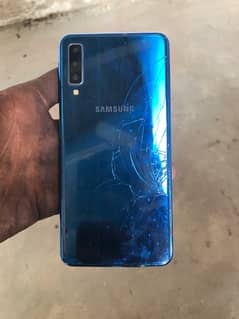 Samsung a7 pta approved hai all ok hai chalnay mai