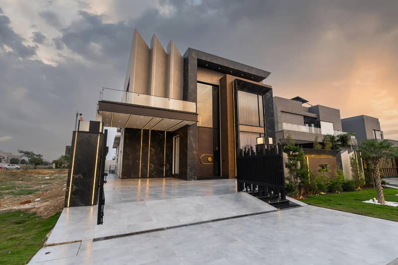 Most Beautiful Top Class Luxurious House For Sale 2