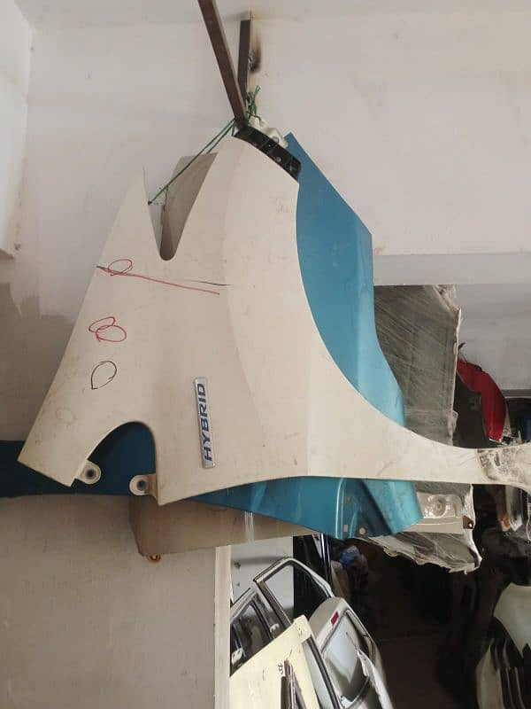 Honda freed 2013 bonnet fender 1