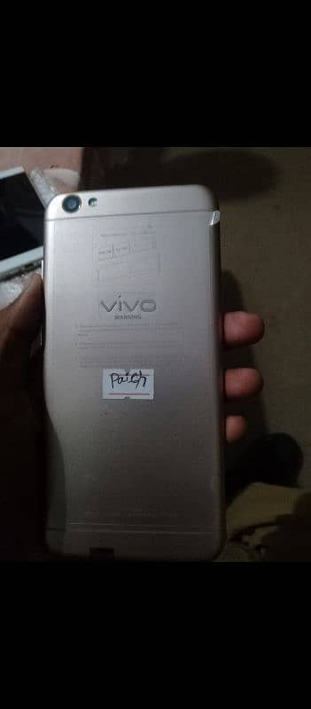 vivo y67 good condition 10/10 seriously Byer contact me 0