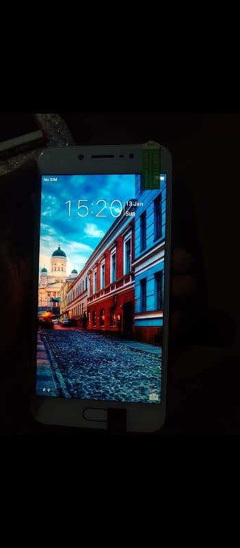 vivo y67 good condition 10/10 seriously Byer contact me 1