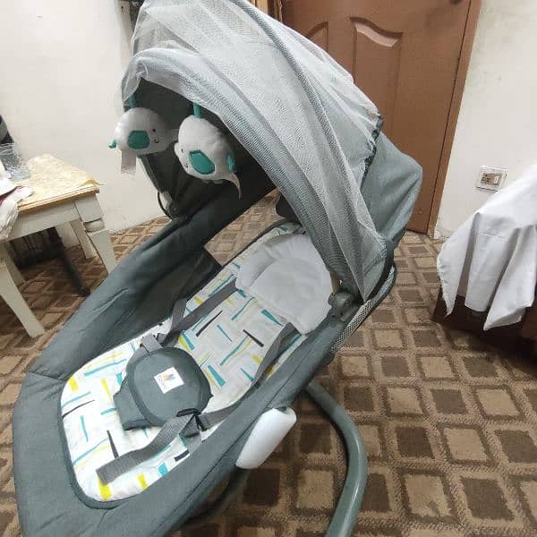 Electric Baby Swing Cot 3