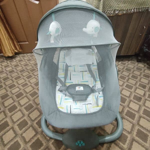 Electric Baby Swing Cot 4