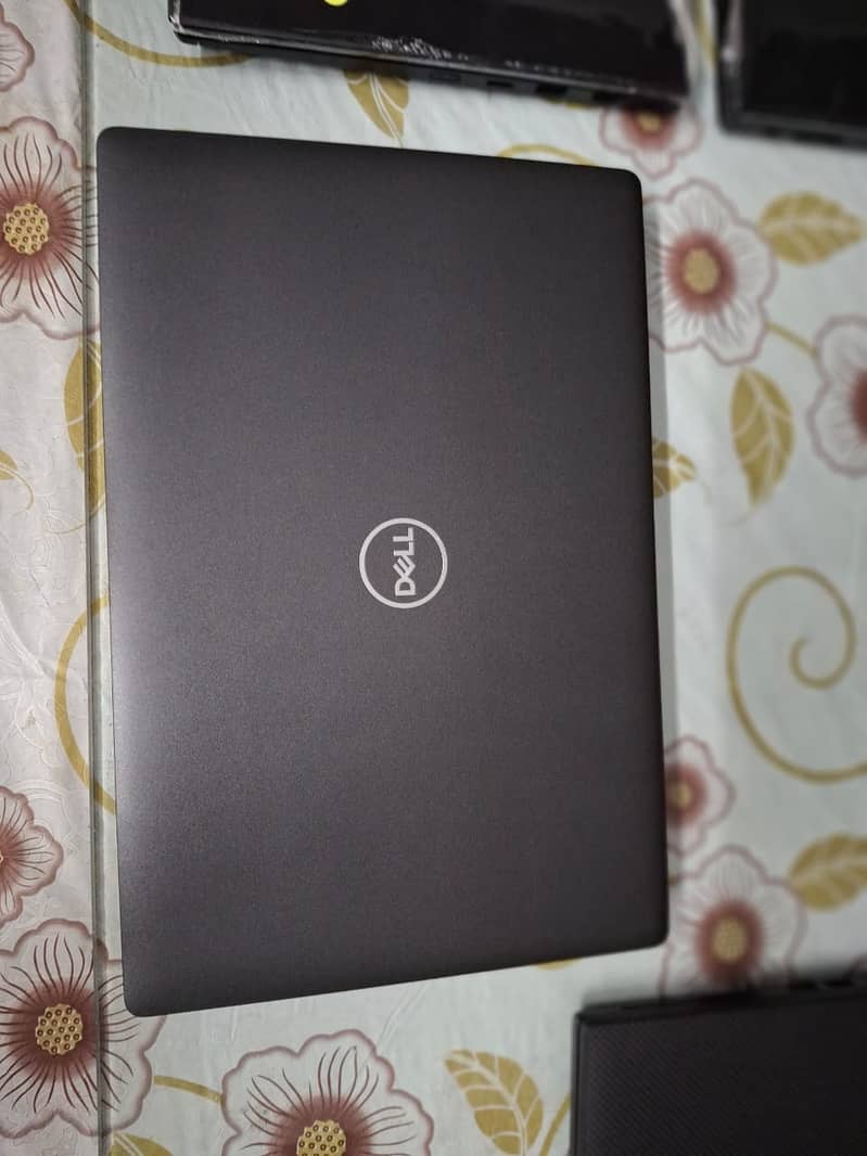 Dell Latitude 5400 Gen: 8th Core i5 RAM: 8GB SSD: 256GB 6