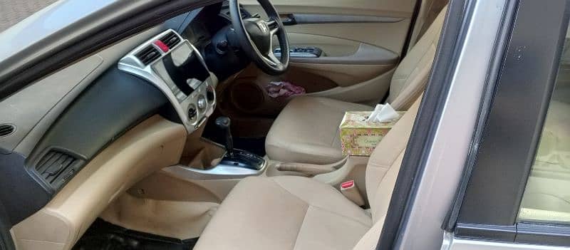 Honda City IVTEC 2019 1.3 Auto 14