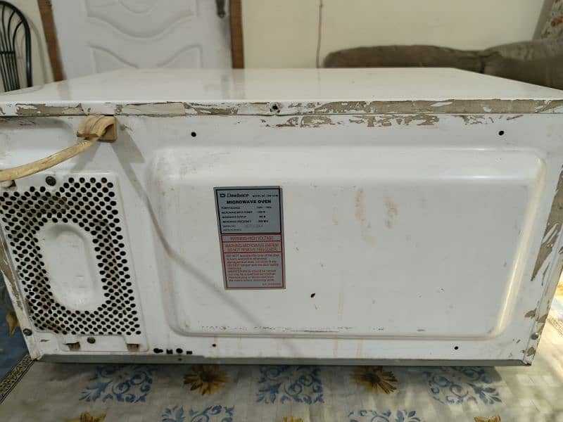 Dawlance Microwave 30L 3