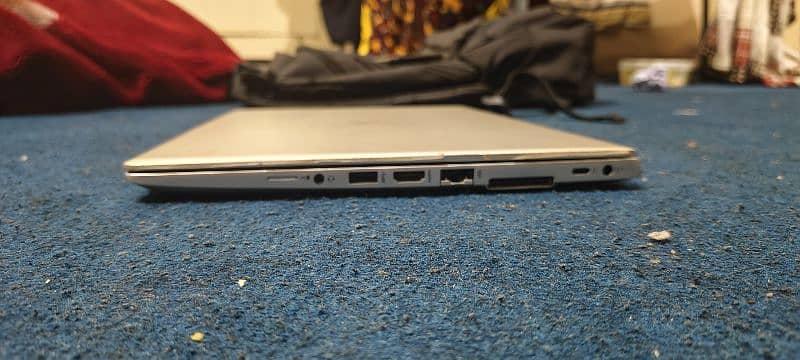 HP Elitebook 840 G6 . RAM/ROM 16/512ssd  . 2