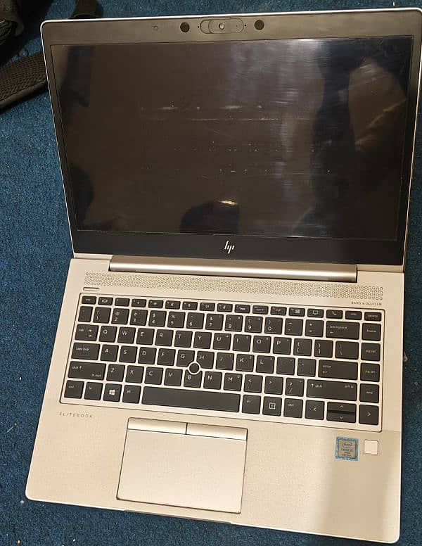 HP Elitebook 840 G6 . RAM/ROM 16/512ssd  . 4