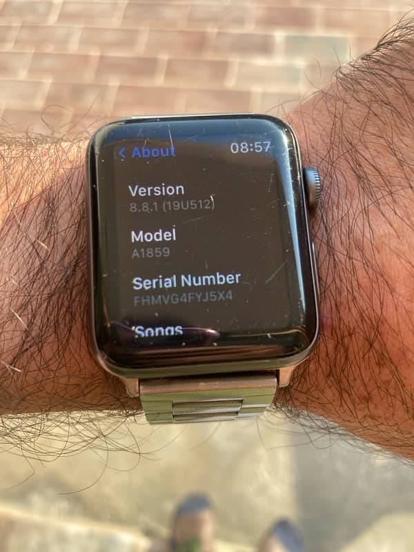 Apple Watch Series 3 42mm GPS 2