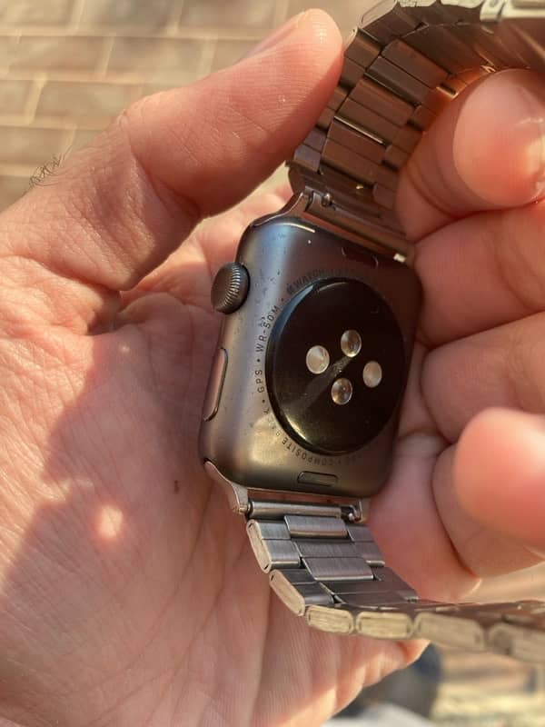 Apple Watch Series 3 42mm GPS 9