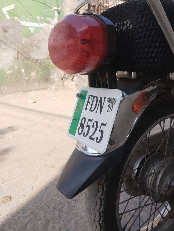 Honda 125 2020 model good condition All documents clear 03217699114 7