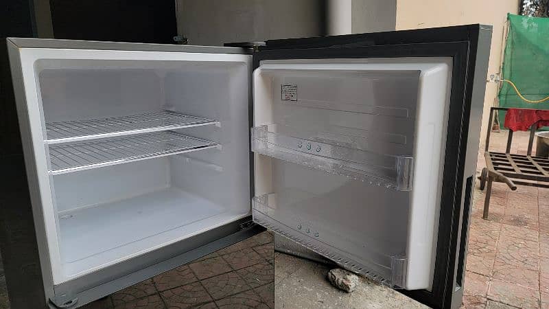 Haier HRF 345 Glass Door Fridge 8