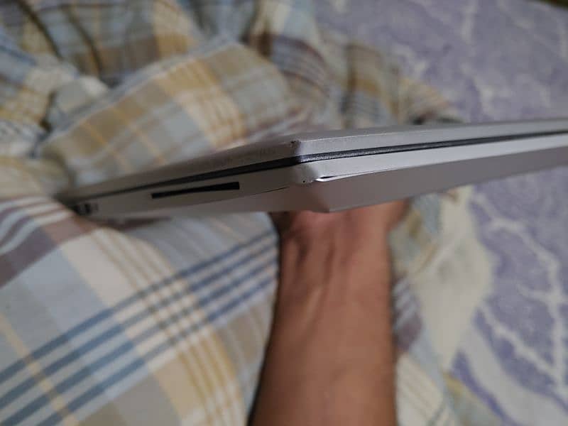 "HP EliteBook 840 G8, Core i7 11th Gen, 16GB RAM, 512GB SSD Laptop" 7