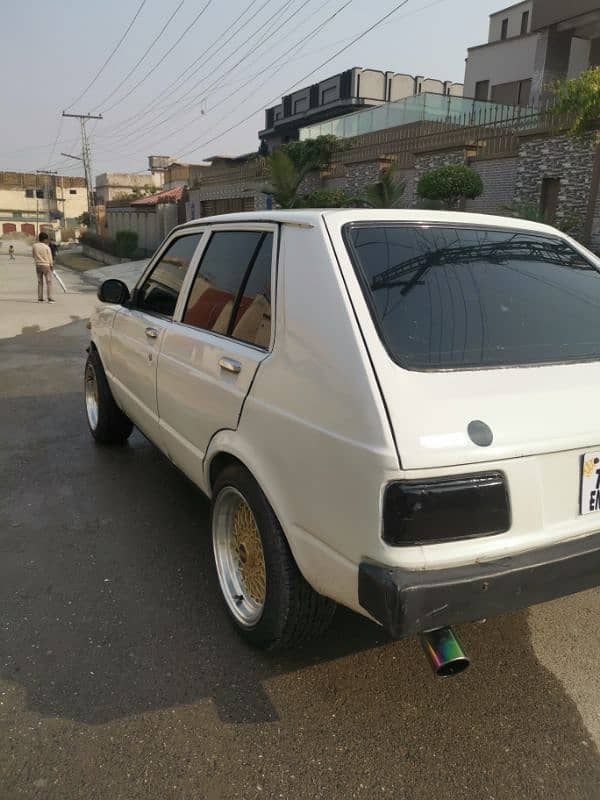 Toyota Starlet 10