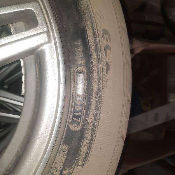 185 65 R14 Dunlop tyres along rims for sale 1