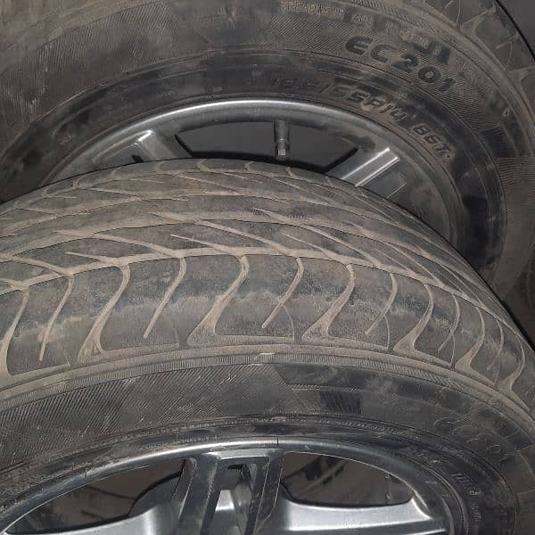 185 65 R14 Dunlop tyres along rims for sale 14