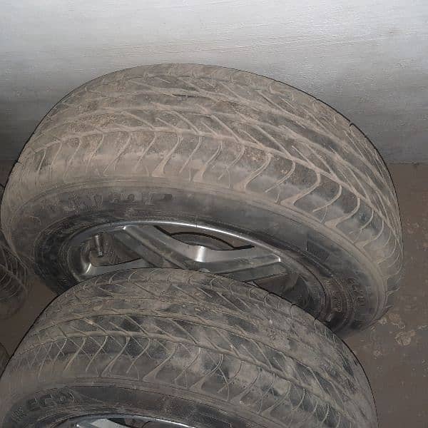 185 65 R14 Dunlop tyres along rims for sale 15