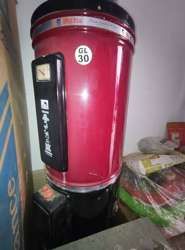 Bhai Bhai Gas Gyser 30 Gallons 0