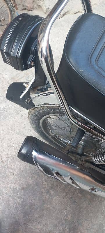 Bike  Bilkul OK ha  Honda cd 70 Model 21/22 Sa Exchange b hu jaya ge 5