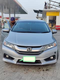 Honda Grace Hybrid 2016