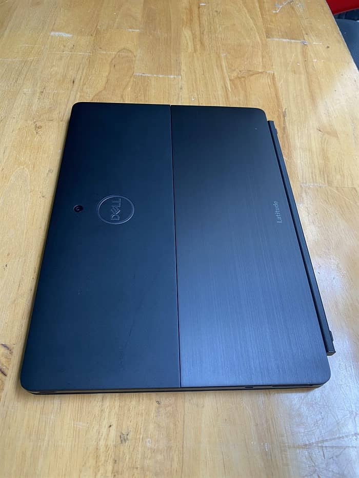 Dell latitude 5290 2in1 Tablet | Core i7 | Gen 8th RAM 16GB | SSD: 256 10