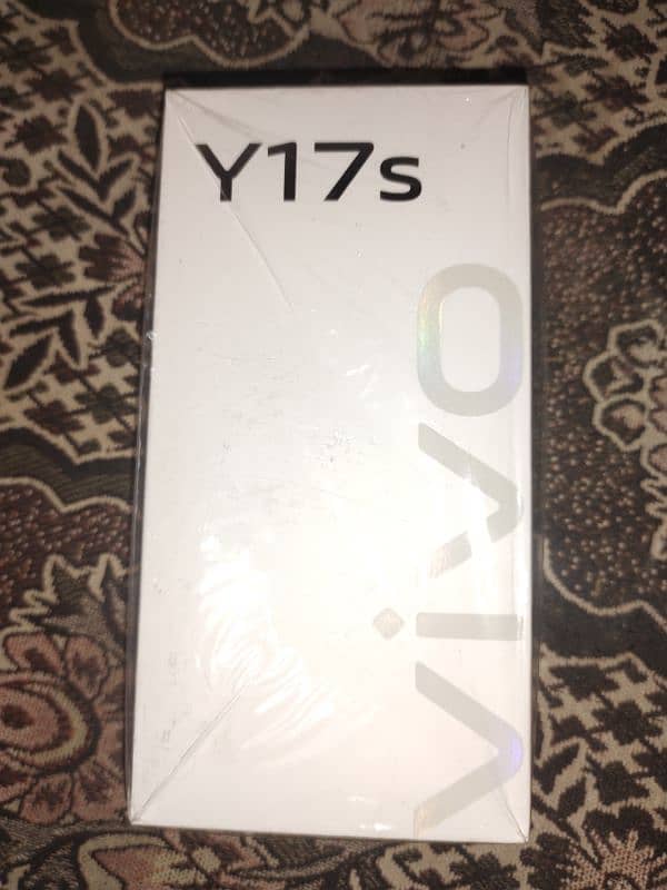 Vivo y17S 6/ 128 open box  10% 10 All oky 5