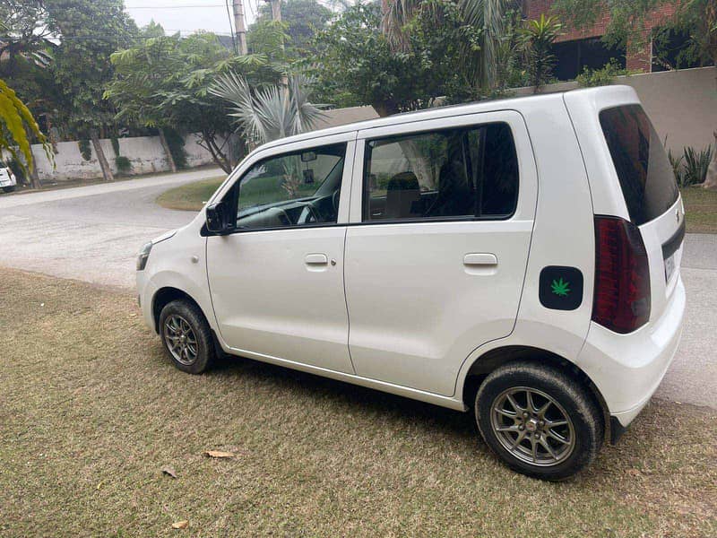 Suzuki Wagon R 2018 1