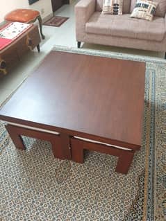 coffee table with stools