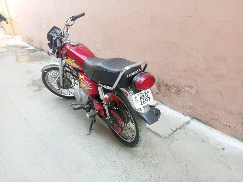 Honda 125 Model 2021 All Panjab Number 5