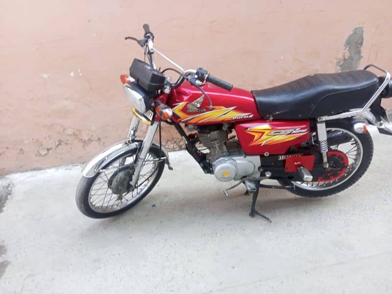 Honda 125 Model 2021 All Panjab Number 17