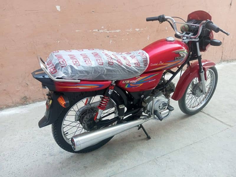 United 100 cc Model 2019 KPk Number 8