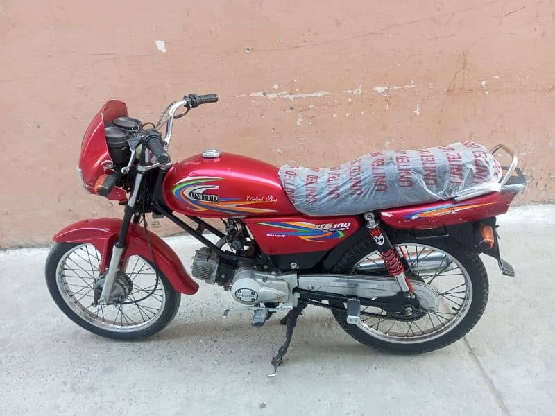 United 100 cc Model 2019 KPk Number 17