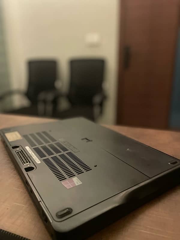 DELL LATITUDE E7450 6