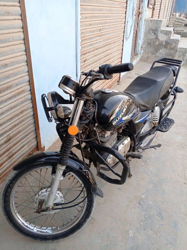 Suzuki 150 rs145000 1