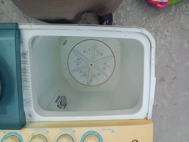 Dawlance Washing Machine / Washing Machine / Semi Automatic Machine 2