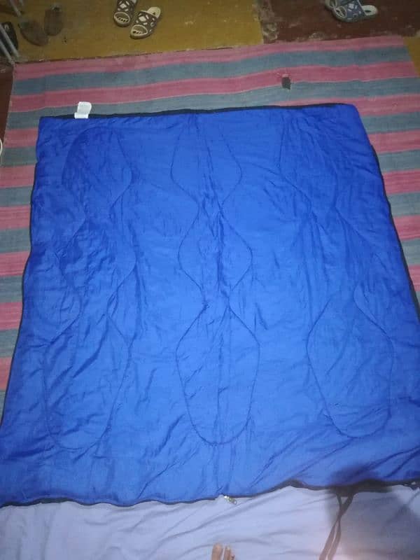 Travel Quilt, Warrm، Long lastic Soft & Comfortable, Best Quality گرم 1