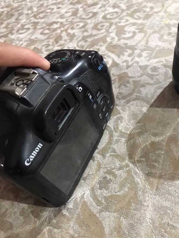 dslr in working condition very good quality 1