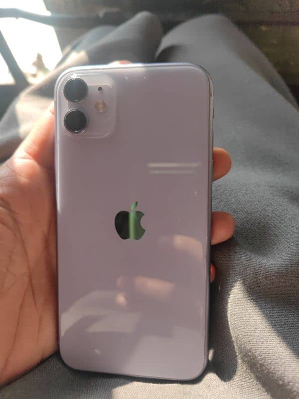 iPhone 11 64 GB 1